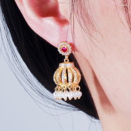 Dangle Earrings QooLady Brand Gold Color Fashion Red White Cubic Zirconia Crown Royal Design Dangling Tassel Pearl Drop For Women E053