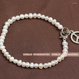 Strand Simple Elegant Style Natural White Freshwater Pearl Elastic/ Stretch Bracelet With Heart Shape Charm