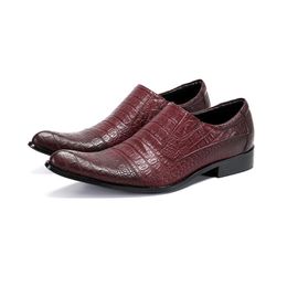 Selling New Men Red Formal Shoes Fashion Pointed Toe Crocodile Pattern Trending Leather Shoes For Man Slip On Dress Shoe Offic263Y