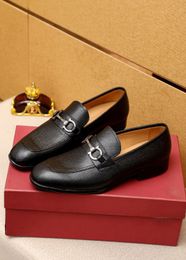 2023 Mens Dress Shoes Designer Fashion Loafers Genuine Leather Men Business Office Work Formal Oxfords Brand Designer Party Wedding Flats Size 38-45
