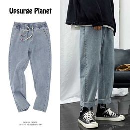 Men's Jeans Light Blue Men Jeans Nine Point Pants Baggy Tight Tethered Trousers Male Clothes Trend Allmatch Oversized Bottoms Streetwear Z0301