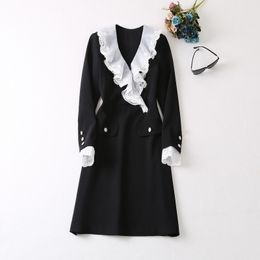 2023 Spring Black Contrast Colour Panelled Dress Long Sleeve V-Neck Buttons Knee-Length Casual Dresses S3F281130 Plus Size XXL