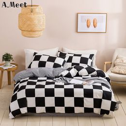 Bedding sets Black And White Set Grid Lattice Bed Linen Simple SummerDuvet Sets Cover King Size Comforter Queen Twin Bedroom Luxury 230228