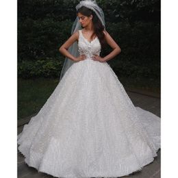 V Neck Sleeveless White Plus Size Ball Gown Gothic Wedding Dresses Lace Beaded Backless Vintage Bridal Vestidos De Novia