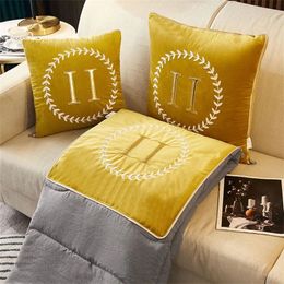 Decorative Pillow Luxury Cushion Nordic Style Women Designer Pillow Fashion Napping Sofa Decoration Men Car Waist Back Backrest