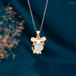 Pendant Necklaces National Fashion Accessories Tiger Shengwei Zodiac Year Of Fate Mascot Retro Method Gold-Plated Necklace