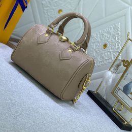 Tote Women's Luxury Designer One Shoulder Bag Briefcase Luxury Crossbody Bag Purse Brand Name Bag 2023 New cowhide Women's Messenger Fashion Shoulder Bag Bag