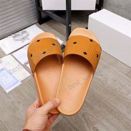 Men Women Slippers Sandles Classic Brown Flat Home Slipper Bathroom Munich Leather Print Sandals Shoes Woman Flip Flops Luxury Pantoufles Sandales Summer Slides