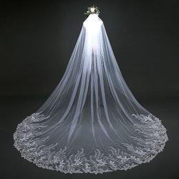 Bridal Veils Two Layer 2023 Tulle Lace Edge Cathedral Wedding Veil 3M Long With Comb Accessories