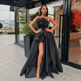 Party Dresses Black Elegant Prom Strapless Sleeveless Feathers High Split Pleated Women Long Evening Gowns Plus Size Custom Made