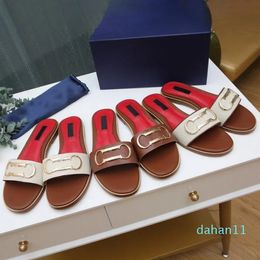 2023-sandals women slippers Europe and America designer buckle sandal fashion brand Genuine Leather Rubber slide beach comfortable