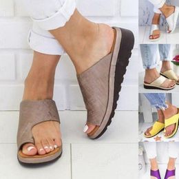 Slippers 2023 In Women Pu Leather Sandals Sole Orthopaedic Bunion Corrector Comfy Platform Flat Plus Size 35-43 Sandalias Plataforma