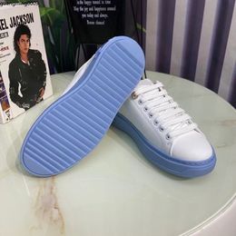 2022topbranddesignerclassicembossedfashionwomen's small whiteshoesladies casualsneakers Genuine Leathe gm9lll0000001