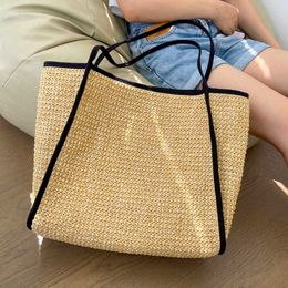 Versatile Hollow Woven Bag Women's Bag Large Capacity Shopping Bag Portable Shoulder Bag Ins Fashion Tote Bag 230301