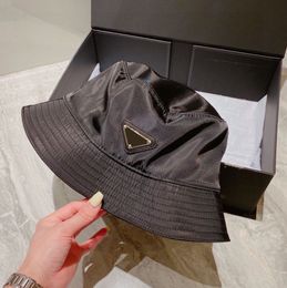 bucket hat sunshade men and women Elegant charm fashion trend Good materials Casual four Seasons gift summer hat very good