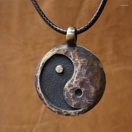 Pendant Necklaces Vintage Ancient Looking Yin Yang Necklace Charm For Women Men Party Jewelry Gifts Chinese Kongfu Man