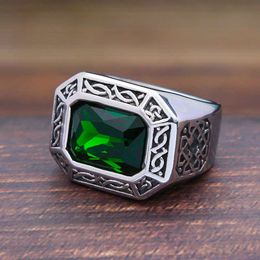 Cluster Rings Punk Hip Hop Creative Square Green Stone Ring Men Women Stainless Steel Retro Nordic Irish Celtics Knot Rings Jewellery Gift G230228