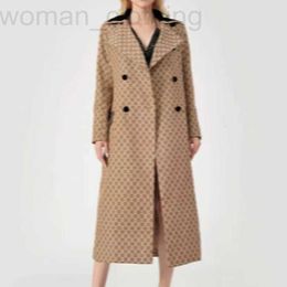 designer Womens Long Cloak Women Mature Coats Trench Jacket Fashion Letters Printing Coat Girls Casual Windproof Winter Clothes Wholesale 8W8Z