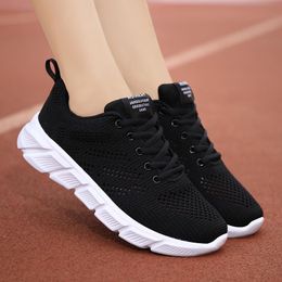 Designer women spring breathable running shoes black purple black rose red womens outdoor sports sneakers Color125