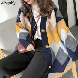 Women's Knits Tees Argyle Knitted Cardigans Women Thick Warm Cozy Sweater Street Fashion Retro Outerwear Female Elegant Modern Korean Chic Casual 230302