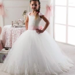 Girl Dresses Long Sleeve Gown Princess Flower Girls Appliques With Beaded Stunning Cute First Communion Dress White