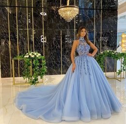 Sparkly Ball Gown Evening Dresses Sleeveless Halter Beaded Diamonds Appliques Sequins Floor Length Celebrity Hollow Formal Prom Dress Plus Size Gowns Party Dress