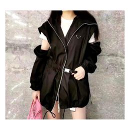 Designer Womens Windbreaker Coats triangle Drawcord Waist Long Sleeved Hoodie Zipper Loose Elegant Coat Women Casual Long Windbreaker Waterproof Trench Coat