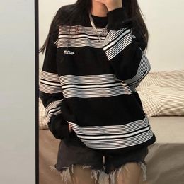 Women's Hoodies Couple Hip-hop Striped Printed O Neck Sweater Women Streetwear Retro College Style Loose Long Sleeved Sweatshirt