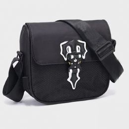 Bolsa TT Bolsa de designer de luxo Moda de ombro único Homens e mulheres Casal Carteira de tendência de náilon Durável Reino Unido Moda de rua alta Bolsa mensageiro hip