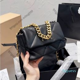 Mini Flap Ladies Designer Shoulder Bags Genuine Leather Diamond Pattern Classic Handbags Gold Hardware Handle Portable Totes Key Pouch Multi Pochette