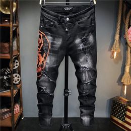 Men's Jeans European Style Men plein Brand Jeans Mens Slim Denim Trousers Black Jeans Straight Skulls Biker Hole Black Jeans Pants for Men 230302