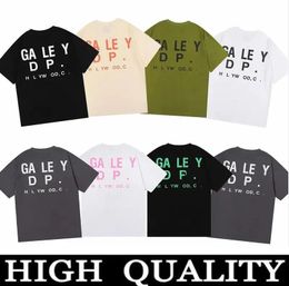 Galleria di Depts Tees Mens Thirts Donne Designe T-Shirt Galerie Cottons Tops Man S Casual Shirt Luxury Clothing Street Shorts Shorces Clees Abibiti S-XL