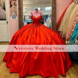 Red Ball Gown Quinceanera Dresses Beads Off Shoulder Sweet 15 16 Dress XV Birthday Party Wear Vestidos De 15 Anos