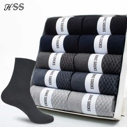 Men's Socks HSS Brand 10 PairsLot Men Bamboo Fibre Socks New Classic Business Long Socks Mens Dress Sock For Winter Gift Plus Size EUR3945 Z0227