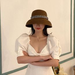 Wide Brim Hats Designer Handmade Women Summer Sun Hat Coffee Hepburn StyleSmall-Edge Fisherman RibbonTemperament Flat Straw UV Cut Foldable