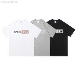 Men's T-Shirts High Quality VETEMENTS Men T Shirt 1 1 Vetements Patchwork Embroidered Font Women T Shirt VTM Short Sleeve men clothing