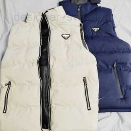 Men's Vests Designer designer vest big triangle design selected Luxurious and comfortable fabric soft healthy wear-resistant mens winter warm coat HII0