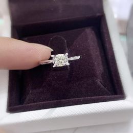 Cluster Rings KL Color VS Round Cut 0.3 Natural Real Diamond Engagement Ring Fine Jewelry For Women Solid 18K White Gold