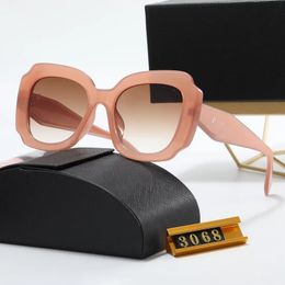 american eyewear New high end fashion womens sunglasses black white summer UV protection tortoiseshell frame pink skin Colour lovely and generous