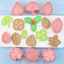 Baking Moulds 8Pcs/set Leaf Cookie Cutters Plastic Pressable Biscuit Mould Fondant Stamp Kitchen Pastry Tools Cake