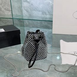 Crossbody Nylon Envelope Bag Triangle Designer Hobo Bag Top Quality P Women Luxury Fashion Shoulder Shoulder Package Bucket Bag Covered Diamond Crystal Phone Bag