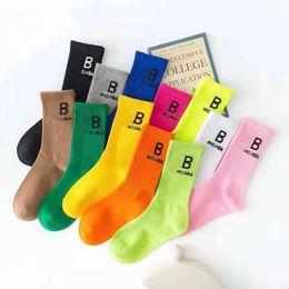 Designer Mens Womens Socks 8 Colours BB Sports Four Seasons Letter Print brand Cotton Mens and Womens Mid Tube Socks