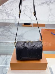 City Keepall Umhängetasche mit breitem Sportgurt, Designer-Kissen-Umhängetaschen, Box, luxuriöses geprägtes Monogramm-Muster, Mini-Shell-Taschen, Beutel für Damen und Herren M21835