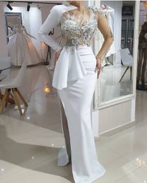 Beaded Long Straight Prom Dresses Sexy Illusion Side High Slit Ivory Satin Evening Gowns Floral Lace Applique Sheath Women Chic Special Ocn Dress