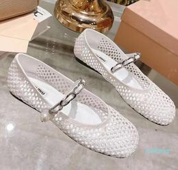 Cut Out Designer Dress Shoes Luxury Brand Slip On Casual Shoe Mary Jane Ballet Ladies Flats Fashion Top Quality Factory Footwear Chain Pearl 05 Weaving