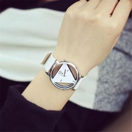Wristwatches Watch Women Wrist Quartz Modern Luxury Fashion Hollowed-out Triangular Dial Casual Gift For Female Watches
