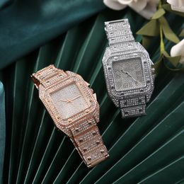 Wristwatches Super Shine Hip Hop Iced Out Men Watch Square Diamond Quartz Luxury Mens Wrist Watches Gold Roman Calendar Steel Clock