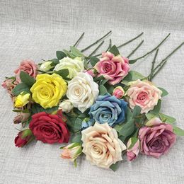 Decorative Flowers Fake Living Room Pography Props 5pcs Silk Rose Flower Branch Artificial Flore Bouquet Home Wedding Decor Display