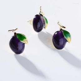 Brooches Fashion Cute Blueberry Brooch Fruit Small Collar Pin Creative Anti-light Buckle Clothing Accessories Ins