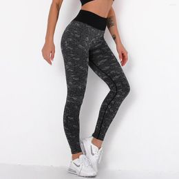 Active Sets Seamless Knitted Quick Dry Stripe Yoga Fitness Pants High Waist Hip Lifting Tight Exercise YogaPants Leggings Women Set